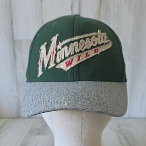 CCM NHL Minnesota Wild Green Gray Fitted Baseball Hat Cap Size Small Medium
